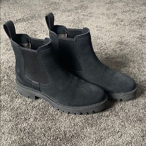 Ariat Women’s Black Chelsea Boots | Pull-On Ankle Boots | Size 7.5